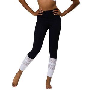 Onzie black and white midi racer leggings small